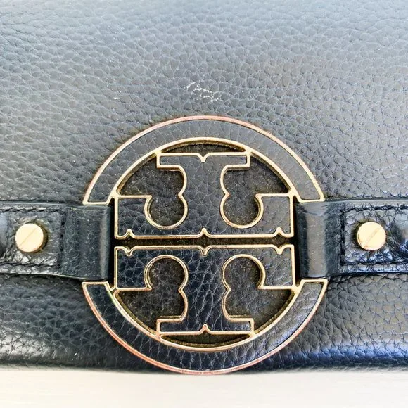 Tory Burch Black Leather Wallet 🖤 - Picture 2 of 6